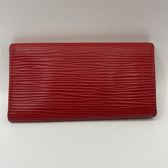 Louis Vuitton Epi Key Holder Case - Picture 14 of 15